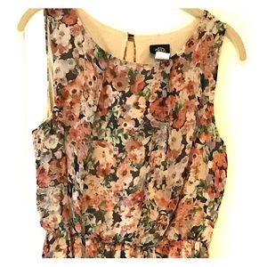 Bibeau floral dress size M adorable